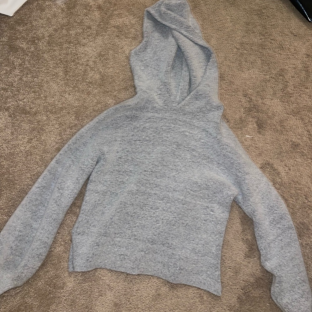 Forever 21 sweater hoodie